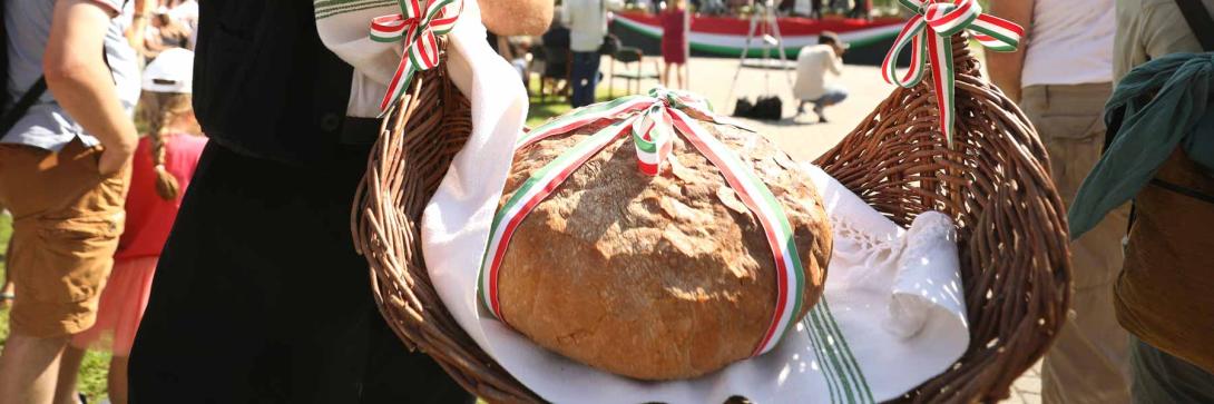 magyarok kenyere