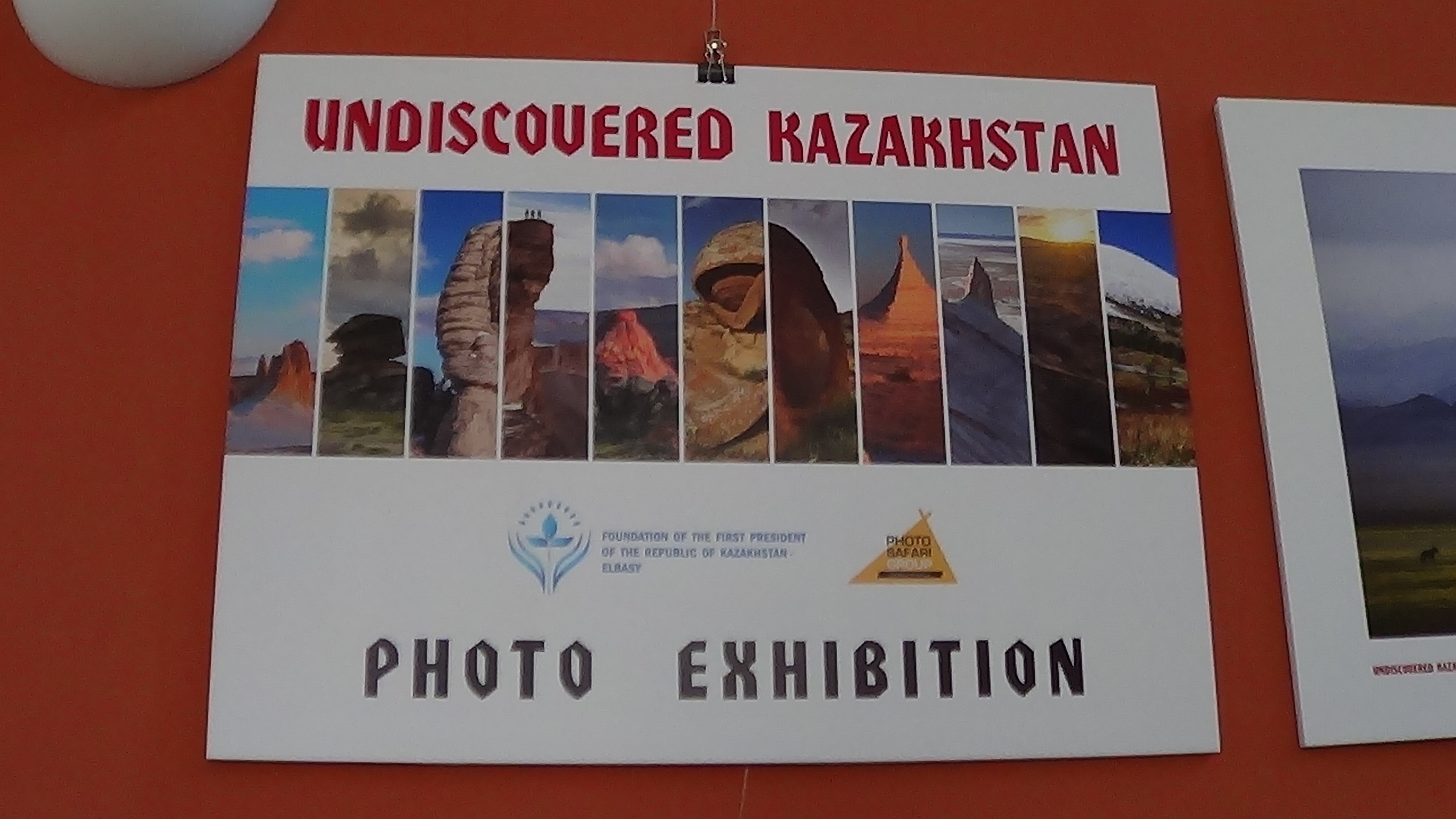 VIDEÓ - Fotókiállítás Kazahsztánról