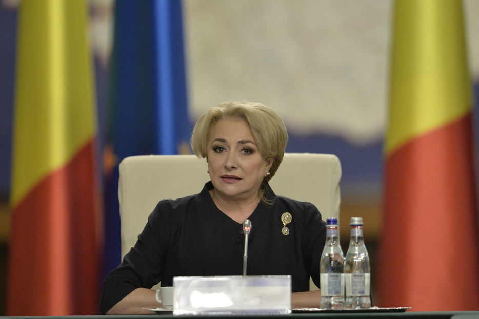 Dăncilă: nem merül fel Románia kilépése az Európai Unióból