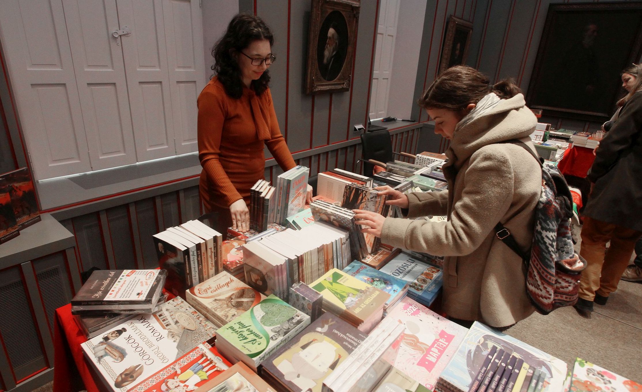 Megnyílt az Adventi Könyvvásár a Vallásszabadság Házában