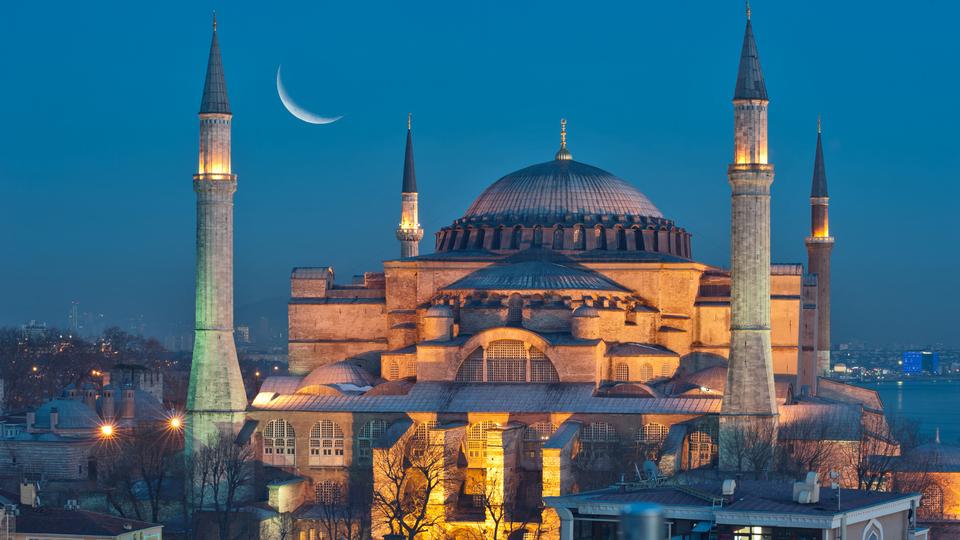 Hagia Sophia-ügy: Törökország óva inti az EU-t a belügyeibe avatkozástól