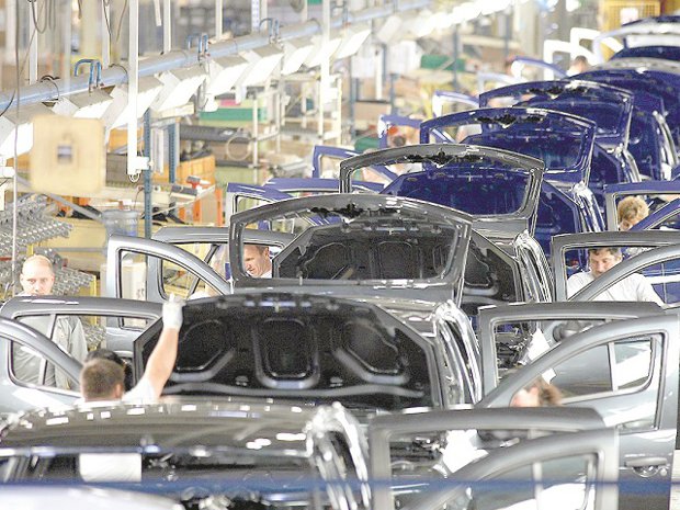 Egyre több gépkocsit gyártanak Romániában