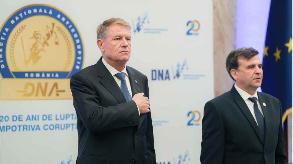 DNA-mérleg: húsz év alatt 15 ezer vádemelés