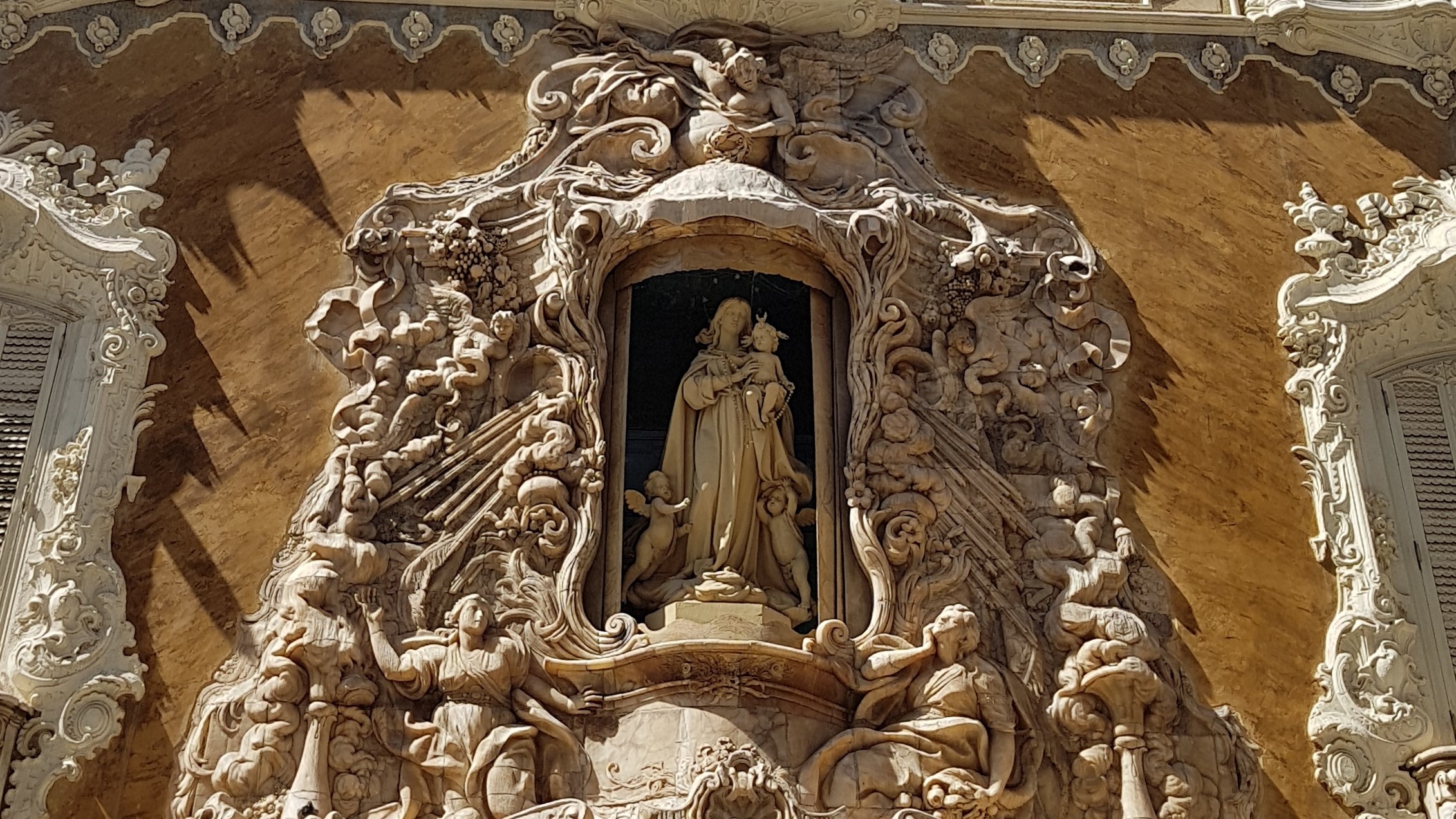 Spanyol csodák Valenciától Alicantéig – González Martí Nemzeti Kerámia- és Szépművészeti Múzeum