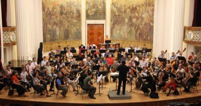 Új karmester a kolozsvári filharmónia élén