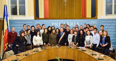 Kilenc ország fiataljai ismerkednek Kolozsvárral