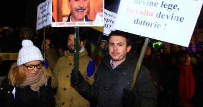 Negyvenezren követelik a kormány lemondását Kolozsváron