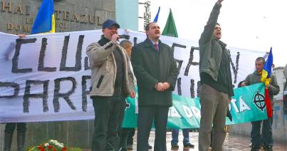 Aláírásgyűjtés a polgármesteri hivatal Vasgárda-szimpatizáns alkalmazottjának ügyében