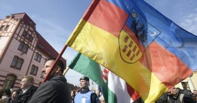 Pert nyert a csendőrség ellen az Erdély-zászló miatt március 15-én megbírságolt EMNP-alelnök