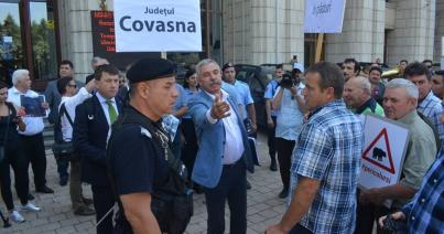 Székelyföldi gazdák és elöljárók  tüntettek Bukarestben