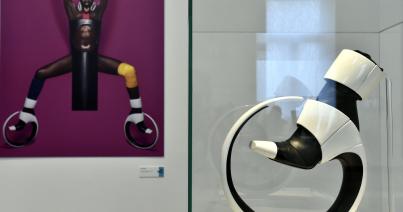Nemzetközi cipődizájn kiállítás nyílt a Műcsarnokban Budapesten