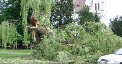 Bukarestben és tizenkét megyében okozott problémákat a szél
