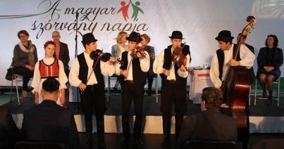 Szamosújváron ünnepelte a Magyar Szórvány Napját az RMDSZ