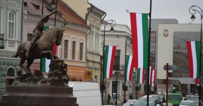 Március 15 - Magyarország határozottan elítéli  a polgármesterek megbírságolását