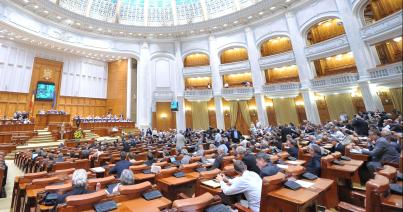 Hétfőn kerül a szenátus elé a közigazgatási törvénykönyv-tervezet