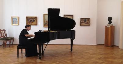 Yamaha-zongora Művészeti Múzeumnak