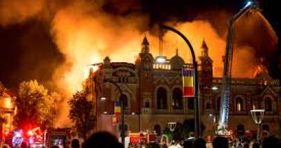 Leégett a Nagyvárad főterén álló görög-katolikus püspöki palota - rövidzárlat okozhatta?
