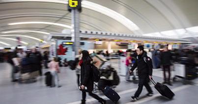 Folytatódik a csomagkezelők sztrájkja a brüsszeli repülőtéren