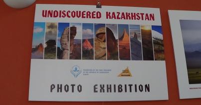 VIDEÓ - Fotókiállítás Kazahsztánról