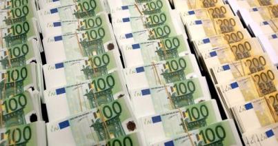 Erősíti az eurót az Európai Bizottság