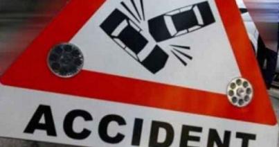 Egy személy meghalt, négyen megsérültek egy balesetben Kolozsvár és Bánffyhunyad között