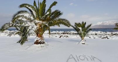 Rendkívülinek számító hóesés Hawaii egyik szigetén