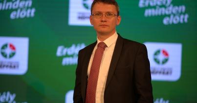 Kitiltatná Magyarországról Dan Tanasă bloggert az EMNP elnöke