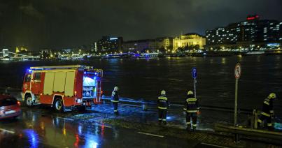 Hajóbaleset Budapesten: heten meghaltak, több embert még keresnek