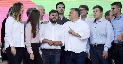 Orbán Viktor vagy hazudik, vagy nem érti a világot – reakciók a tusványosi beszédre