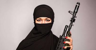 Huszonöt és harminc év börtönbüntetést kapott a párizsi női dzsihadista kommandó két legfőbb tagja
