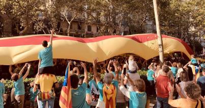 Mosolyforradalom, kirakatperek, politikai foglyok Katalóniában (3.)