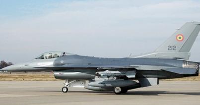 További öt F-16-os harci repülőgép beszerzését engedélyezte a parlament