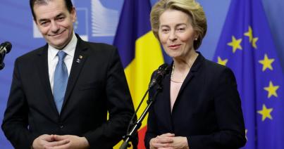 Von der Leyen: Brüsszel támogatja az Orban-kormányt