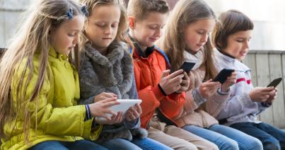 Kutatás: fel kell készíteni a gyerekeket az online tér veszélyeire
