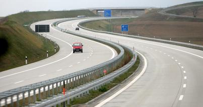 Iohannis: több autópálya-szakaszt lehetne uniós alapokból finanszírozni
