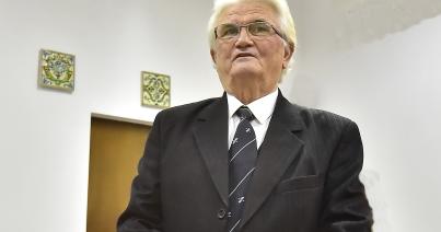 In memoriam Essig József (1938–2020)