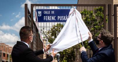 Madridban felavatták a Puskás Ferencről elnevezett utcát