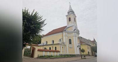 Szentháromság-búcsúk  a Gyulafehérvári Főegyházmegyében