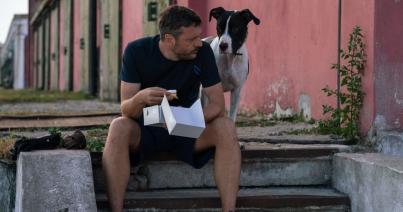Om câine – román film az alkotókkal kolozsvári mozikban ma este