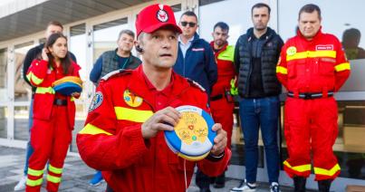 Köztéri defibrillátorokat helyeztek ki Kolozsváron