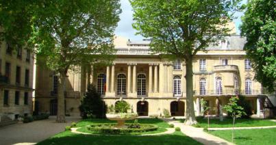Gyanús boríték érkezett a párizsi román nagykövetségre
