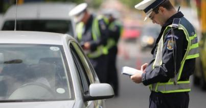 Közlekedési rendőrség: bevontak közel 400 forgalmi engedélyt egyetlen nap