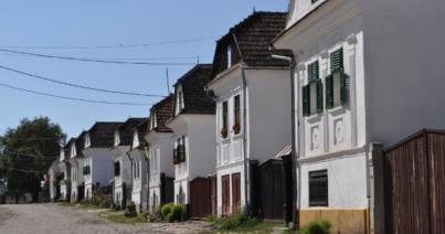 Közel 200 falusi ház  újul meg uniós alapokból
