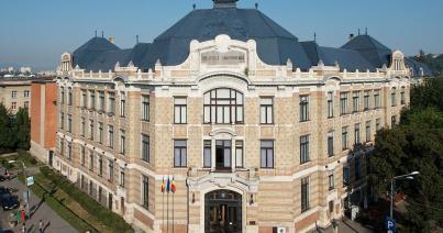 Kolozsvár szimbolikus épülete, a központi egyetemi könyvtár (1.)