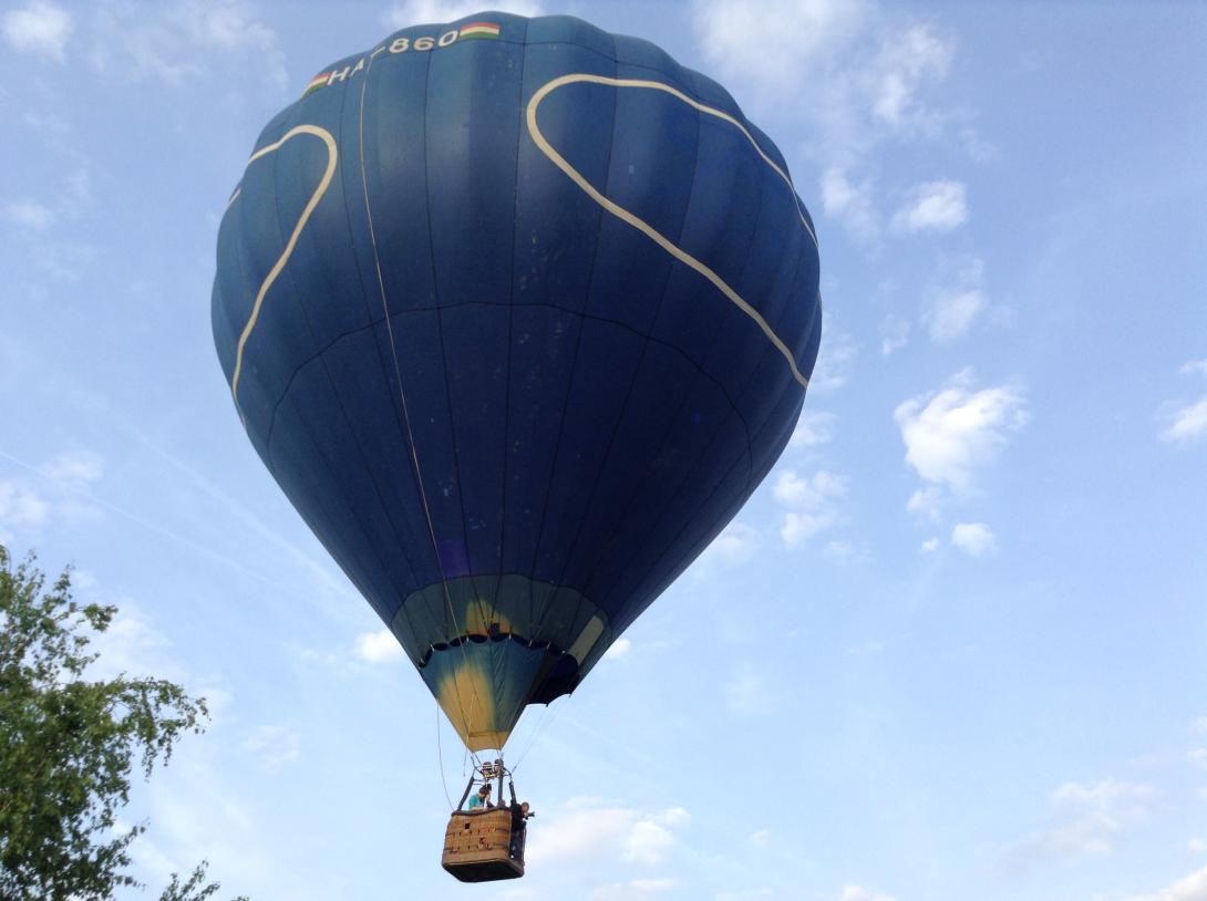 VIDEÓ - Hőlégballon Kolozsvár fölött