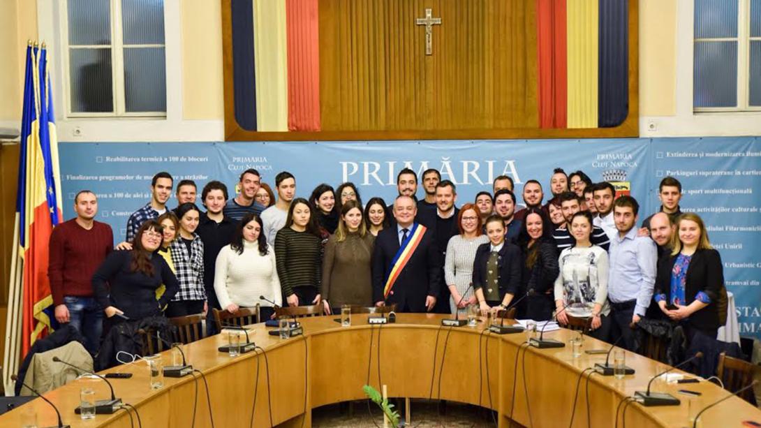 Kilenc ország fiataljai ismerkednek Kolozsvárral
