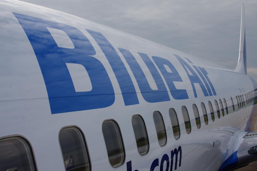 Rekordforgalom a Blue Airnél: 2016-ban csaknem 3,6 millió utast szállítottak