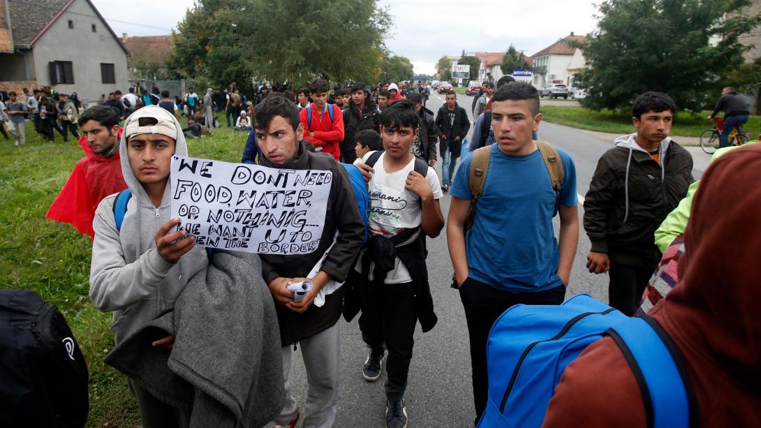 Az Európai Néppárt a menedékkérelmek EU-n kívüli benyújtását szorgalmazza
