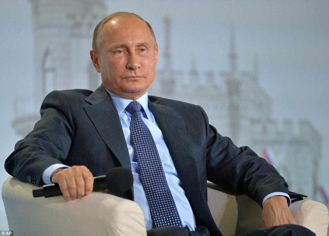 Putyin egykoron felvetette Clintonnak Oroszország NATO-tagságának lehetőségét