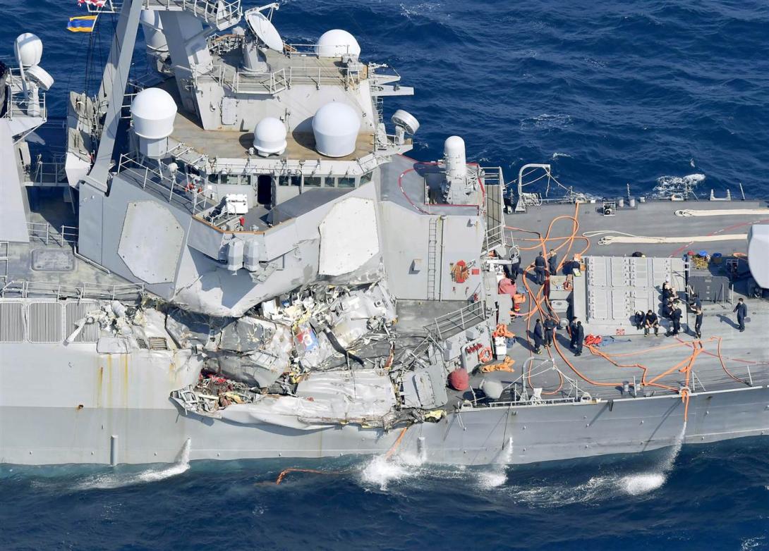 Holtan találták meg a Japán közelében szerencsétlenüll járt amerikai hadihajó eltűnt tengerészeit
